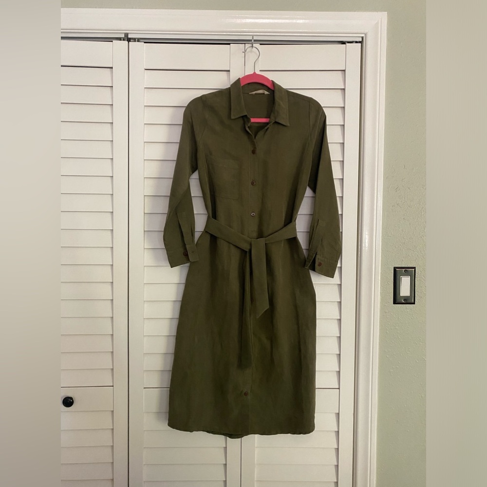 Sotela Granada dress ! In olive color. Size : 0 (small)